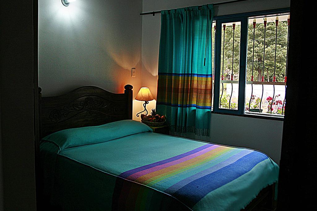 Hotel Los Geranios Duitama Habitación foto